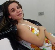 Enfermeira mata cão e se defende no Twitter com palavras esculachadas